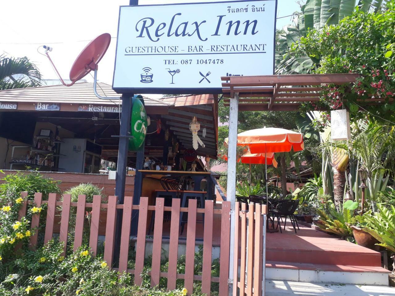 Relax Inn Ban Phe Exterior foto